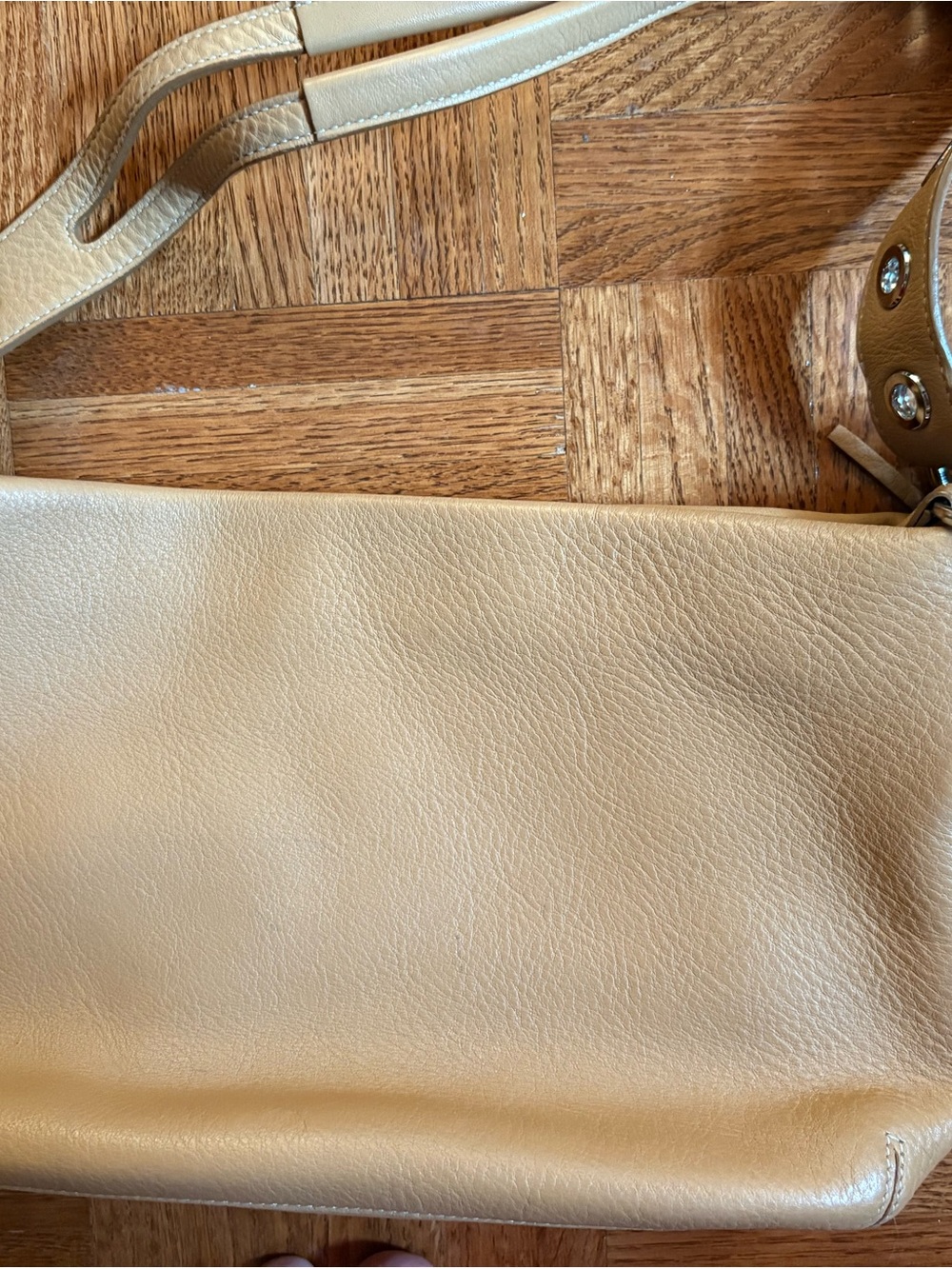 Coach Leather Shoulder Bag in Beige - Women Bags